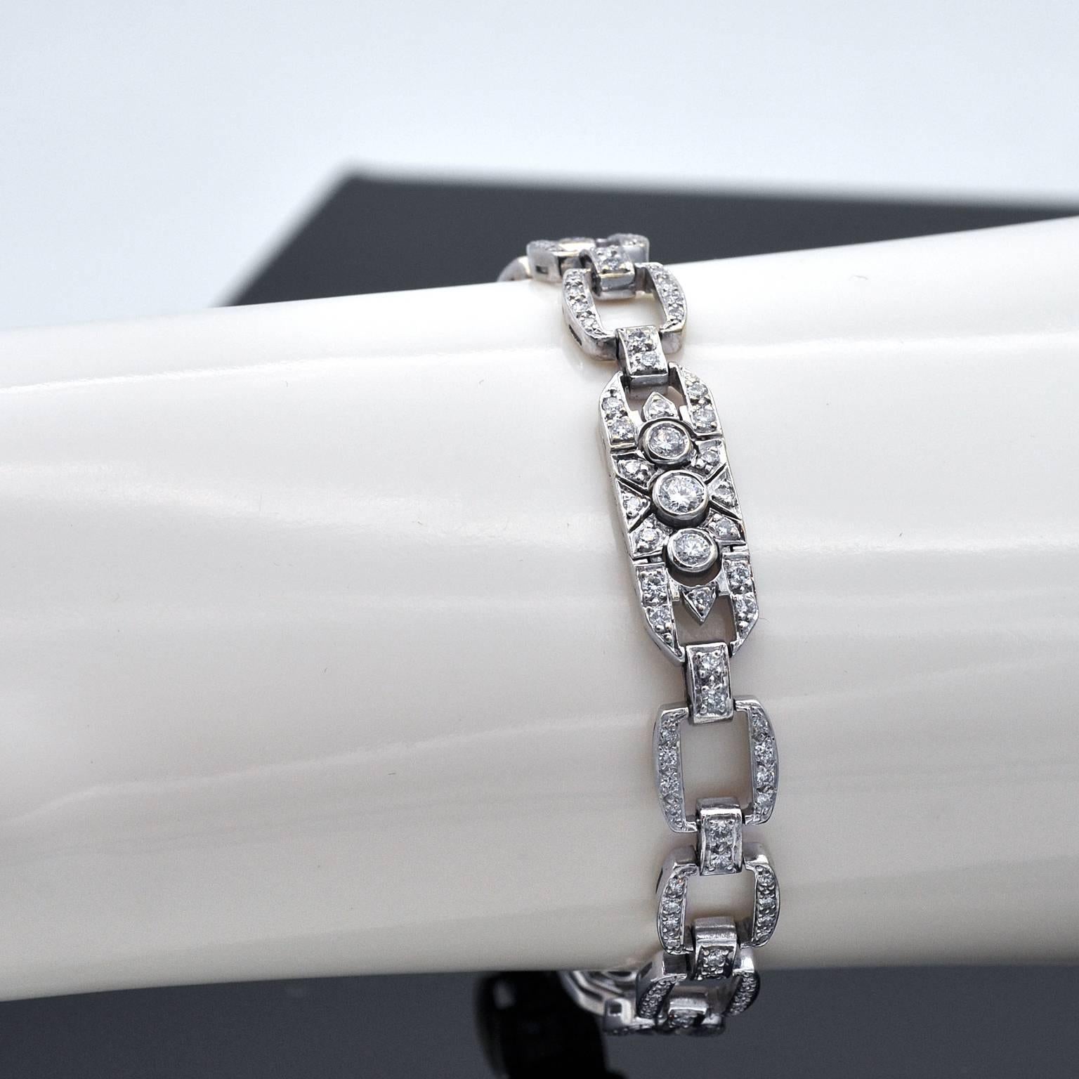 Women's Art Deco Style Diamonds and Gold Link Bracelet