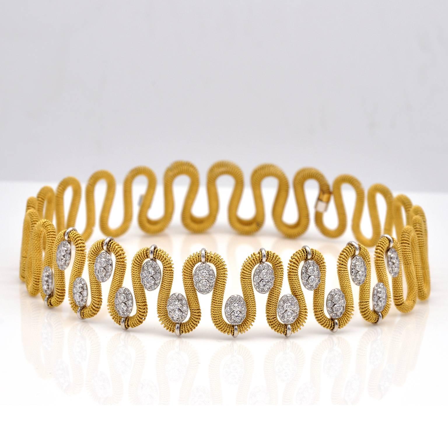 Contemporain Marchisio Collier ras du cou en or bicolore 18 carats avec diamants en vente