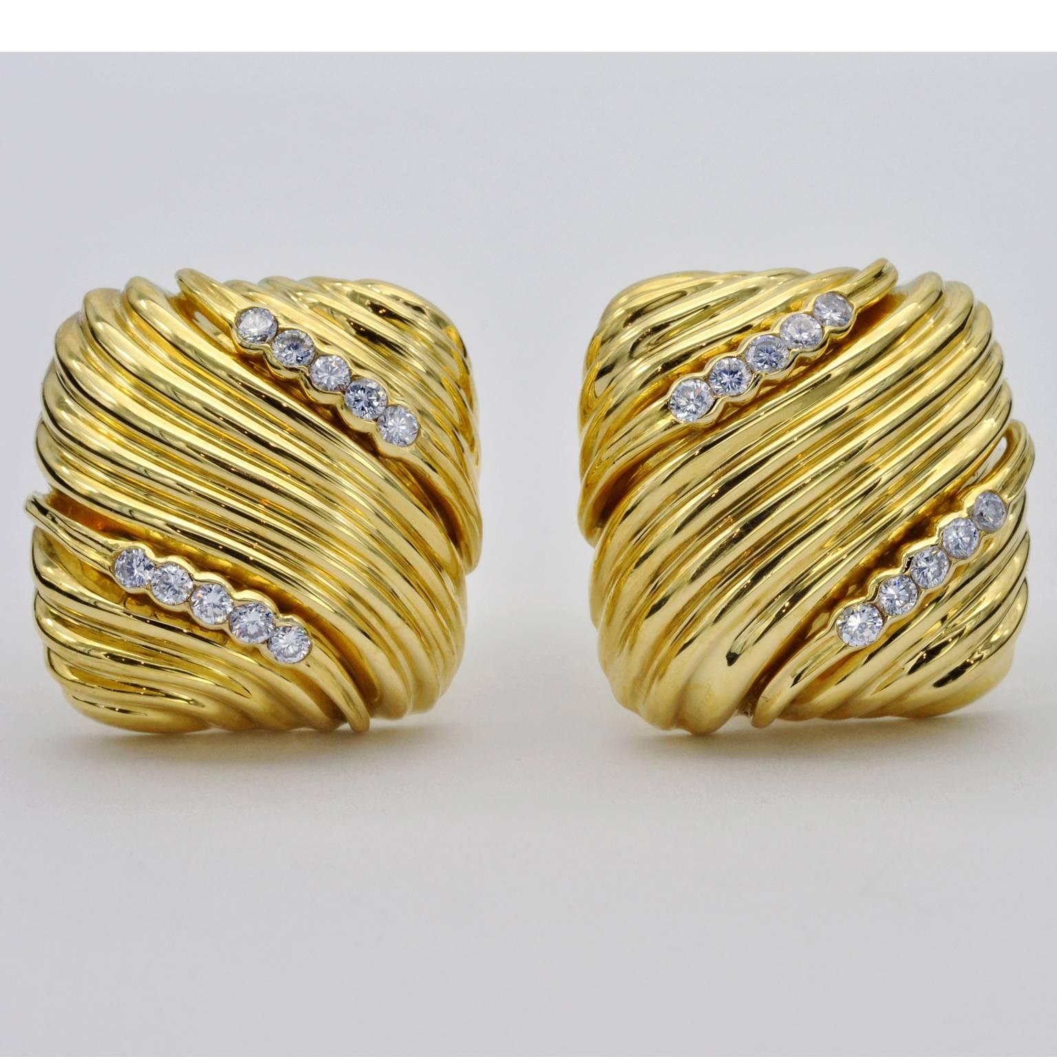 18 Karat Gold and Diamond Clip-On Earrings In New Condition In Monte Carlo, MC