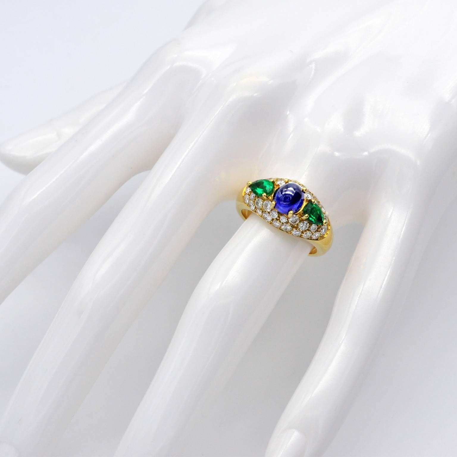 Women's 18K Gold Sapphire Emerald and Diamonds Earrings and Ring Set For Sale