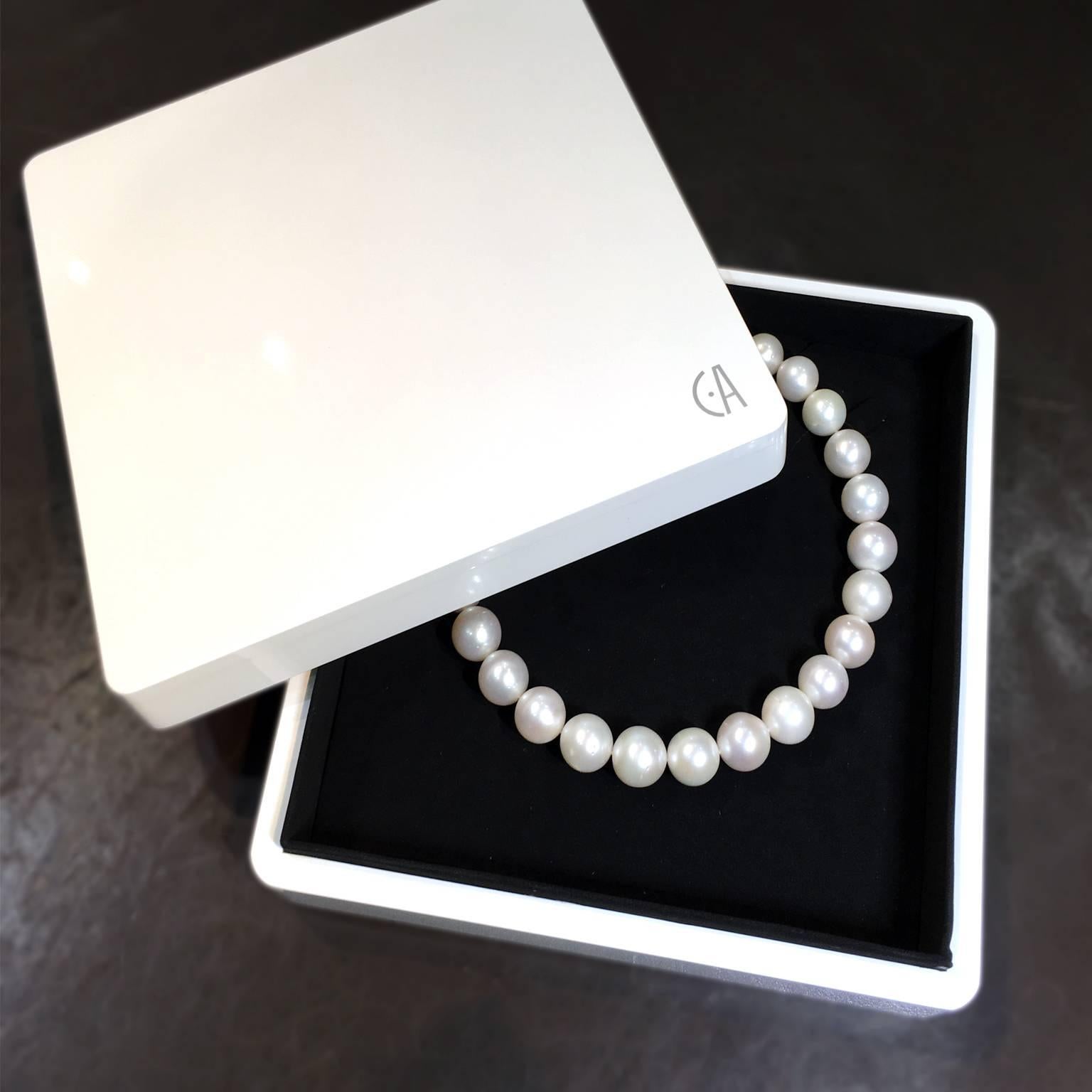 Women's important South Sea Pearl Necklace