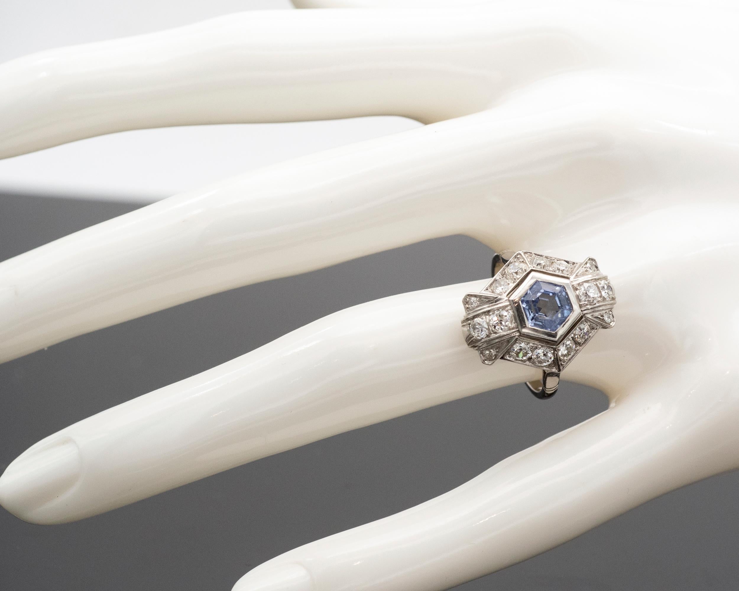 Art Deco Sapphire and Diamond Platinum Ring 2