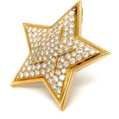 Van Cleef & Arpels Anhänger-Brosche aus 18 Karat Gelbgold mit einem Diamanten von 3,86 Karat in Sternform