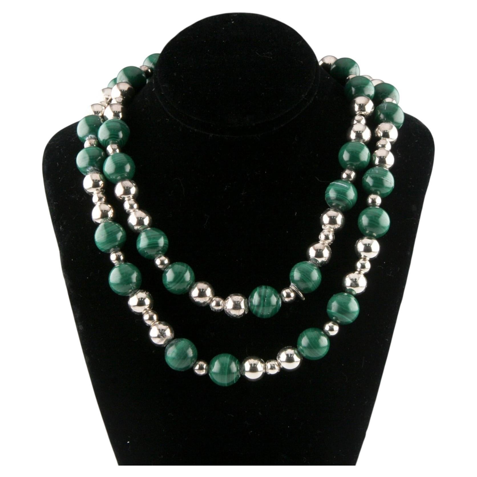 Tiffany & Co. Collana con perline di malachite in argento sterling. È stupenda!