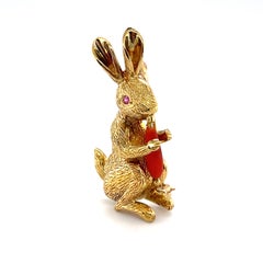 Tiffany & Co. Vintage 18k Yellow Gold Figural Rabbit Brooch w/ Coral Carrot