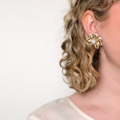 Pendientes de clip «Primrose» de Verdura, en oro bicolor de 18k con diamantes, 5,41 ct
