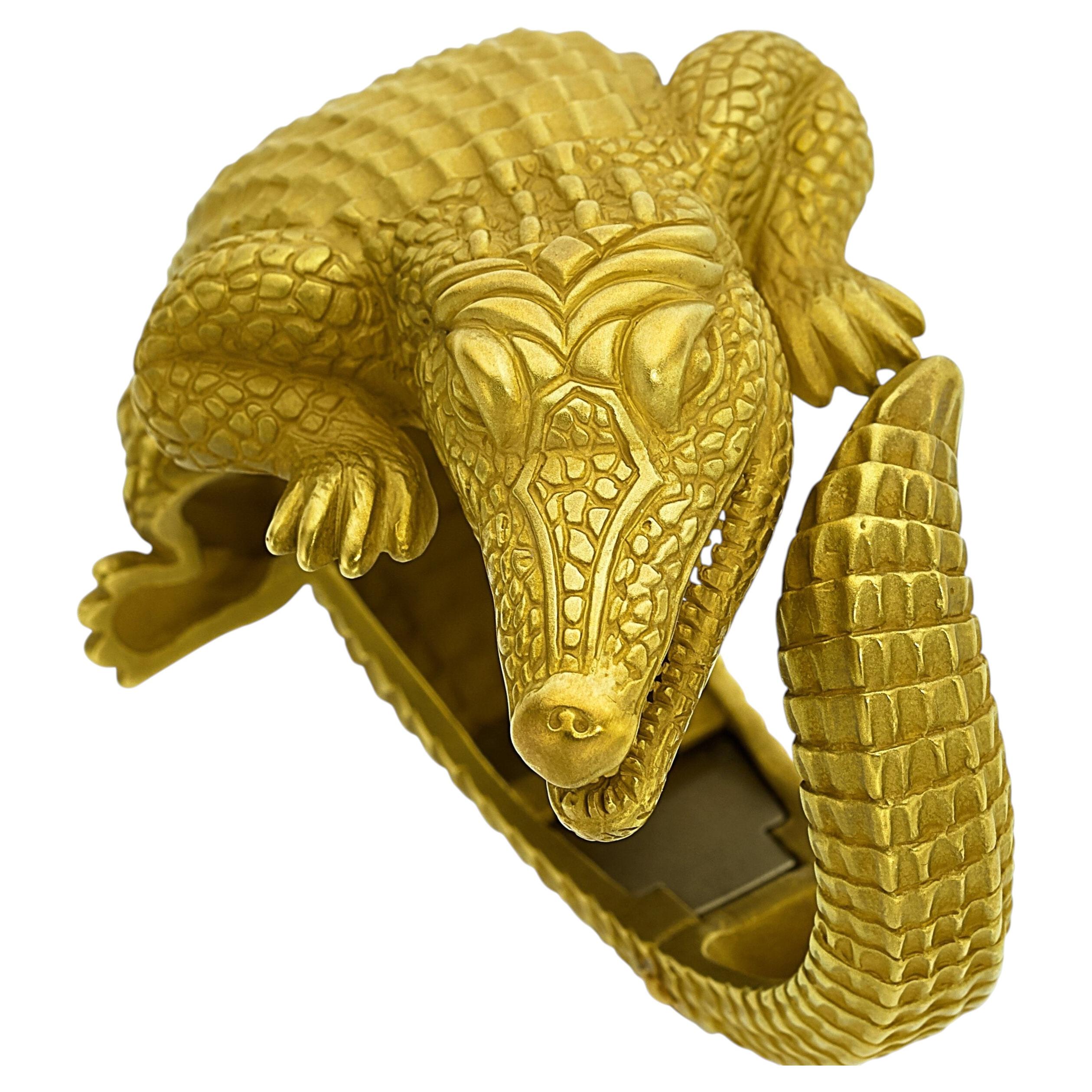 Kieselstein-Cord 18k Yellow Gold Hinged Alligator Cuff Bangle Bracelet 166.4g