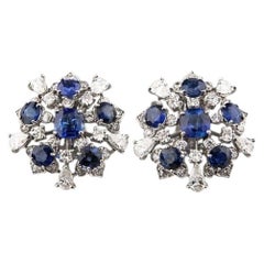 Boucles d'oreilles en grappe en or blanc 18 carats, ornées d'un saphir bleu de 11,60 carats et de diamants