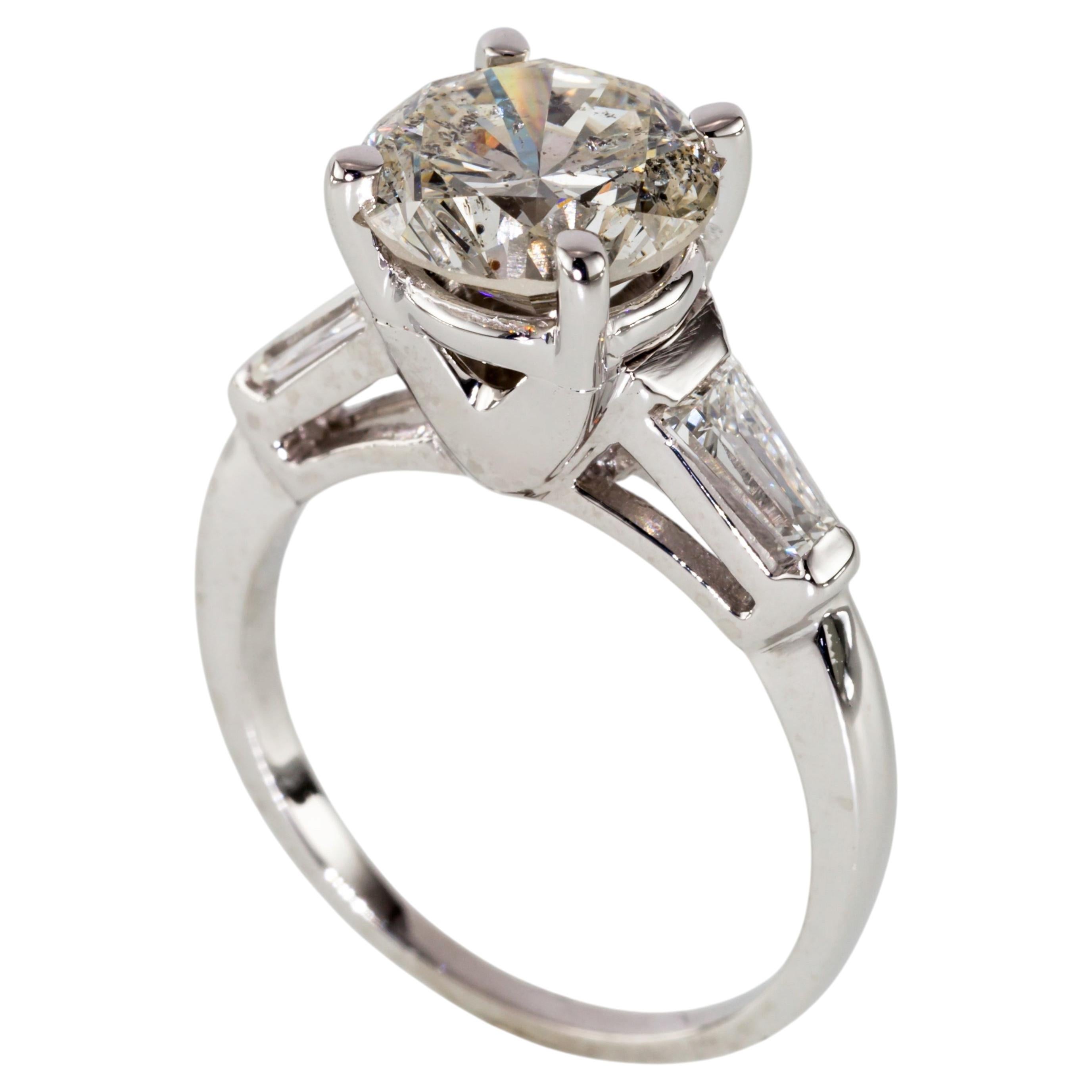 3.00 Carat Round Brilliant Diamond 18k White Gold Engagement Ring Size: 6.25
