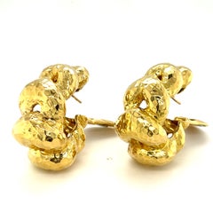 Boucles d'oreilles créoles martelées en or jaune 18 carats de David Webb