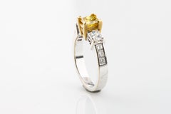18k Gold Fancy Yellow Princess Cut 3 Stone Diamond Engagement Ring TDW =1.30 ct