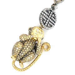 Ciondolo a forma di scimmia con diamante "Speak No Evil" in oro 18k con collana di Lorraine Schwartz