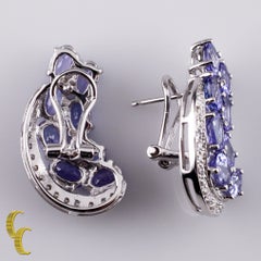 Set di gioielli composto da orecchini e anello in oro bianco 14k con iolite e diamanti, firmato Sonia B