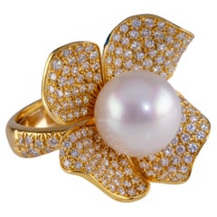 Roberto Casarin 18k Yellow Gold Appx 2.57 ct Diamond Pearl Flower Ring Size 6.5