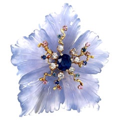 18k Yellow Gold Carved Blue Chalcedony and Gem-Set Brooch 2.5" x 2.25" 35g