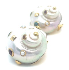 Trianon - Boucles d'oreilles en or 18 carats avec nacre et pierres précieuses
