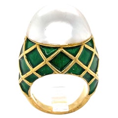 18k Yellow Gold Mabe Pearl Ring - Size 6.25