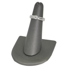 Bague en platine sertie d'un diamant certifié Tiffany & Co « Étoile » G/VS1 de 0,37 carat, taille 4,5