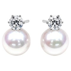 Japanese Akoya Pearl Stud Earrings, 7.5-8mm, Natural Color (Untreated), 18K Gold