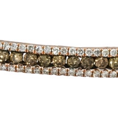 Bracciale rigido con cerniera LE VIAN in oro rosa 14k con diamanti bianchi e color cioccolato, 2,50 carati