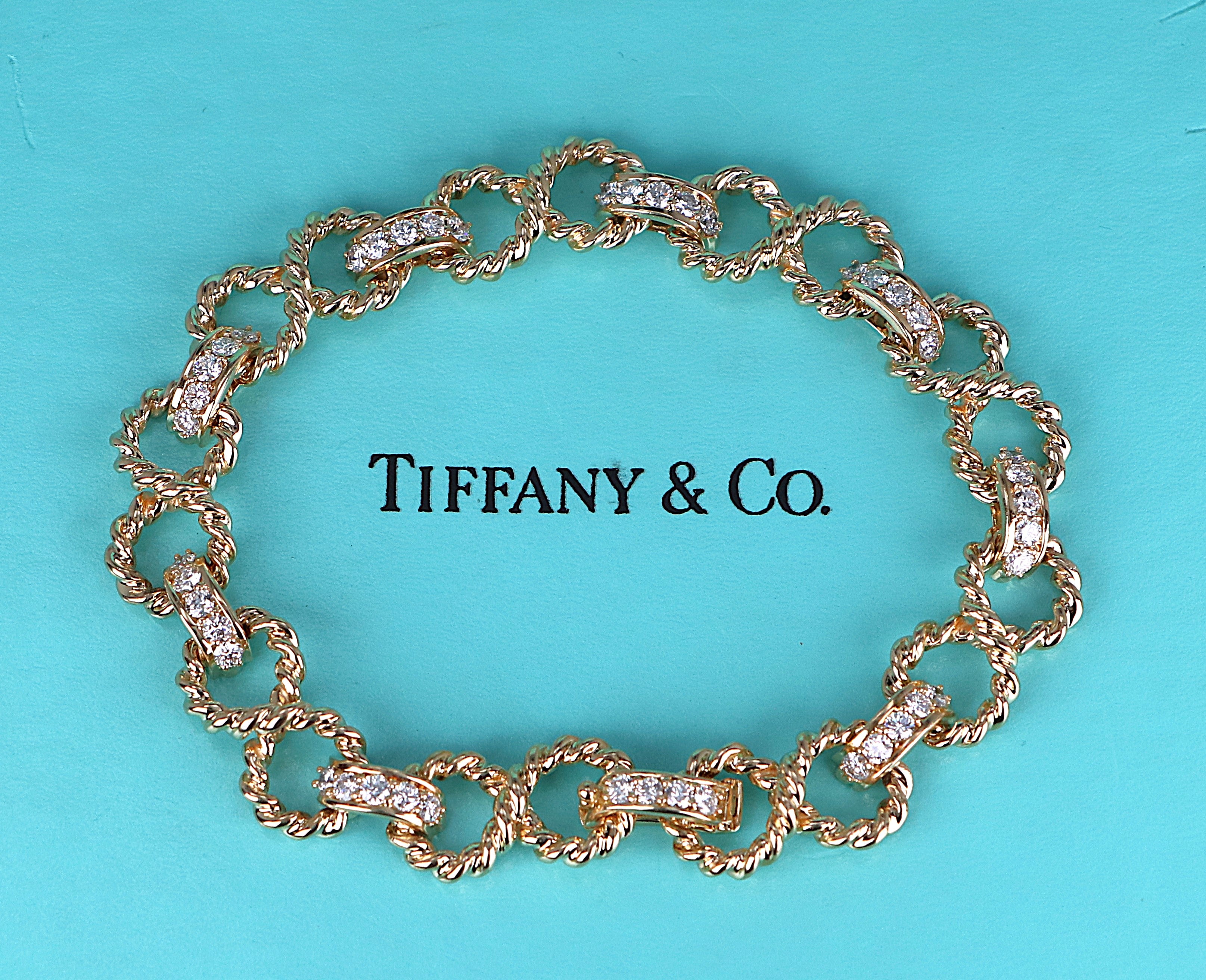 26787 Vintage Tiffany & Co 18k Gold Diamond Twisted Rope Infinity Bracelet 7.25"