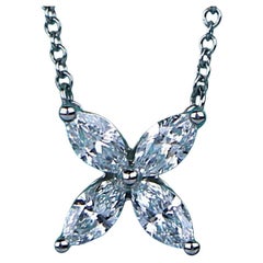 Ciondolo medio Tiffany & Co. Victoria in platino con diamante taglio marquise, 16" - 18"
