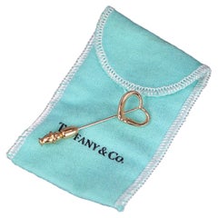 26586 Vintage Tiffany & Co Elsa Peretti 18K Yellow Gold Open Heart Pin Brooch