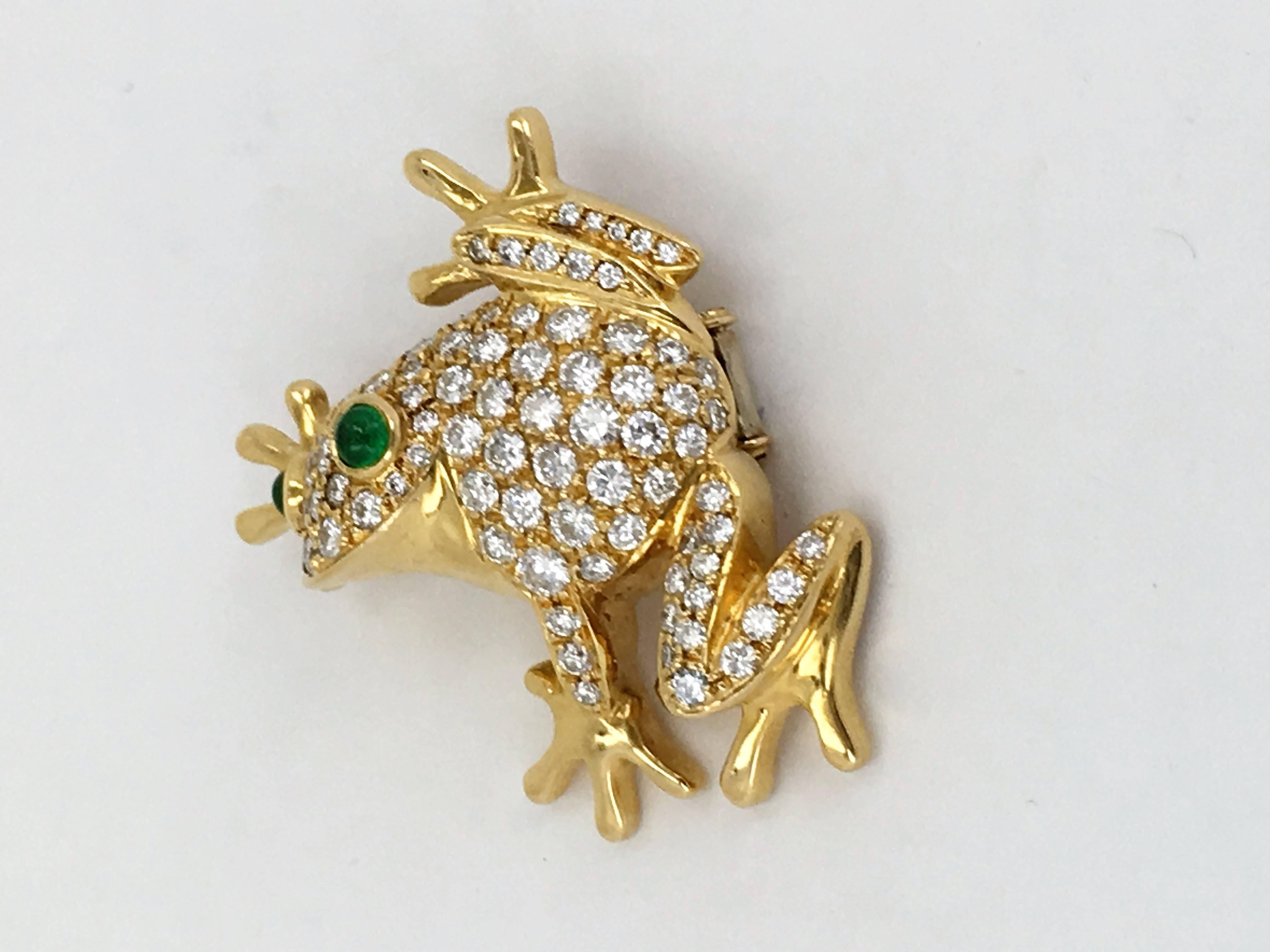 Emerald Diamond Gold Frog Brooch In New Condition For Sale In London, GB