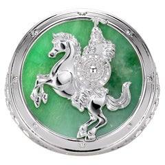 Anello da uomo in platino della collezione "Khan's Dominion" con giada siberiana da 9,3 carati