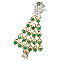 Green Christmas - Fine Emerald Earrings with Star PieCut Diamond in 18K