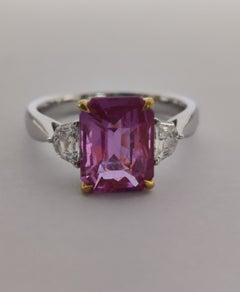 Pink Aurora - Vivid Purplish Pink Madagascar NH Sapphire 3 Stone Ring in 18K