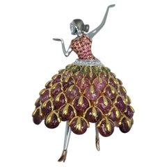 Rosaline Étoile: un broche exclusivo con forma de bailarina, elaborado con cuentas de turmalina y diamantes