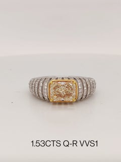 Solar Crest - Q-R VVS1 GIA Certified Radiant Cut Diamond set with Diamonds Ring