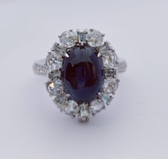 Blue Sovereign - Bague avec saphir en cabochon, sertie de diamants taille rose et taille conique, 18 carats