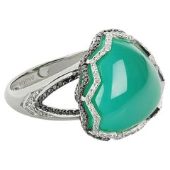 12.01 Carat Chrysoprase Black and White Diamond 18K Gold Ring