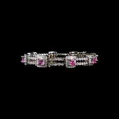 Bracelet en or blanc 18 carats serti d'un saphir rose naturel de 5,6 carats et de diamants d'un poids total de 3,5 carats