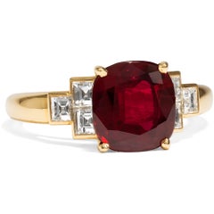 Precious Gold Ring with Siamese Ruby & Diamonds by Cartier, c. 2005