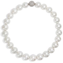 Exceptional South Sea Pearl Necklace by Günther Krauss, Stuttgart c. 2000
