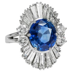 Vintage ‘Ballerina’ White Gold Ring with Precious Sapphire & Diamonds, c. 1975
