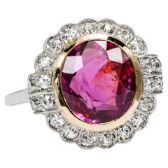 Fine Vintage Ring with 4.72 ct Ruby & Diamonds, c. 1950