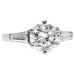 Exquisite Vintage Diamond Ring with 1.82 ct Brilliant (D, vsi) in White Gold, c.