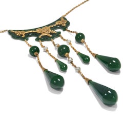 Collier ancien rare en jade et or, signé René Boivin, Paris, 1911