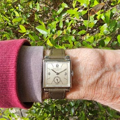 Patek Philippe 1485A Rare stainless steel water Resistant Square Circa 1944