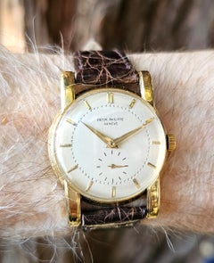 Montre Patek Philippe 2428J Calatrava vintage aux cornes imposantes, datant d'environ 1952