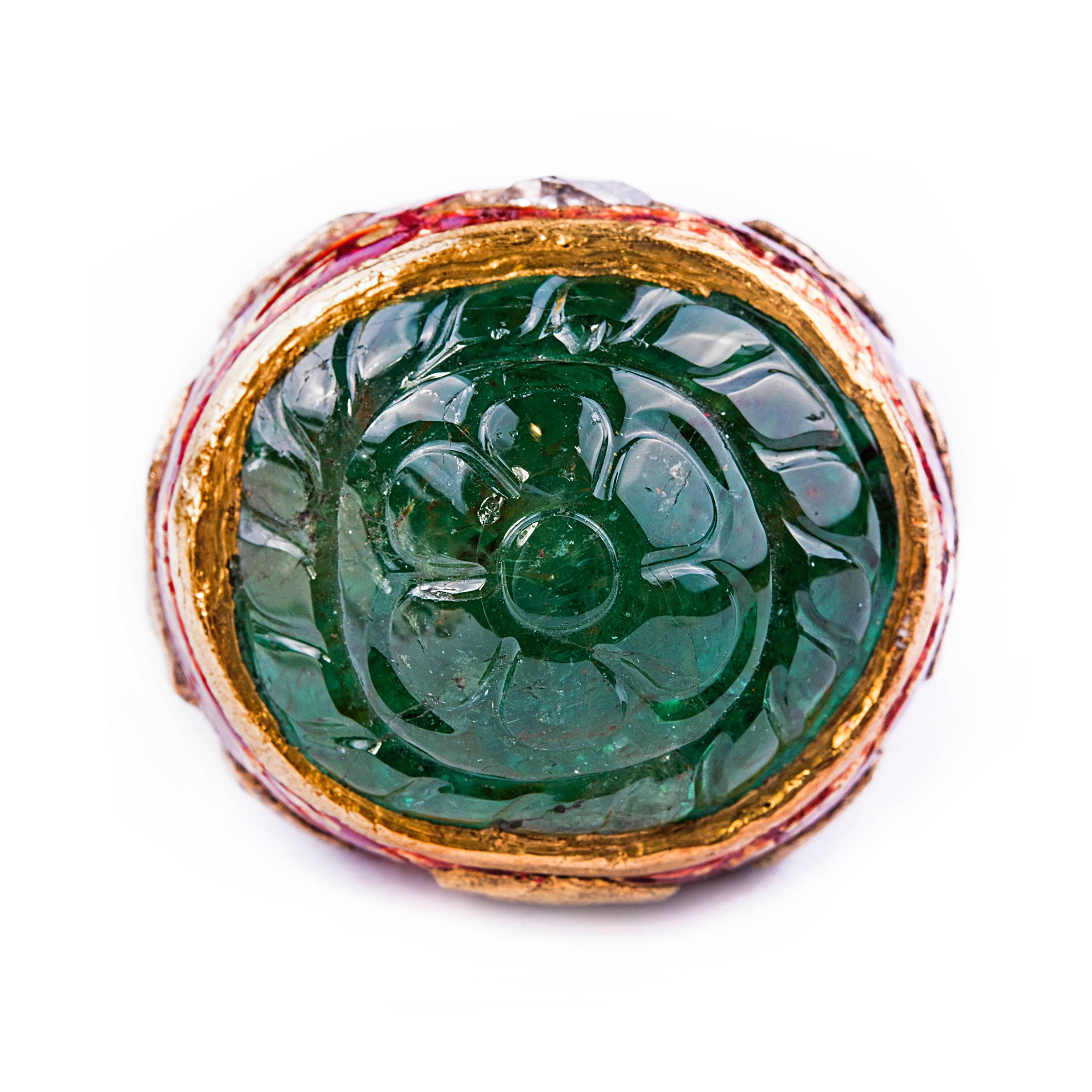 Antique Carved Emerald Indian Ring 
