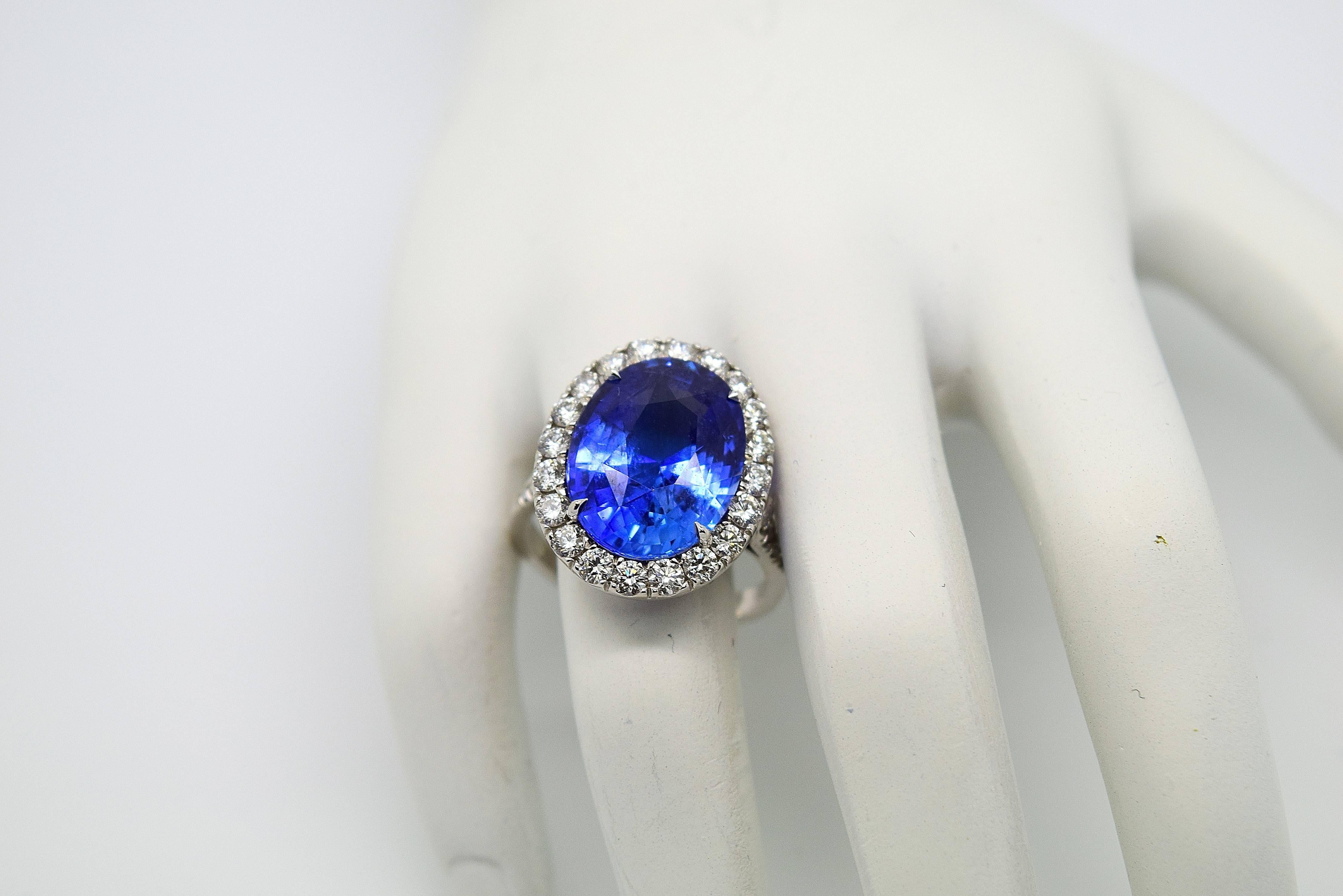 10.49 Carat GIA Cert Blue Sapphire Diamond Gold Ring For Sale 2