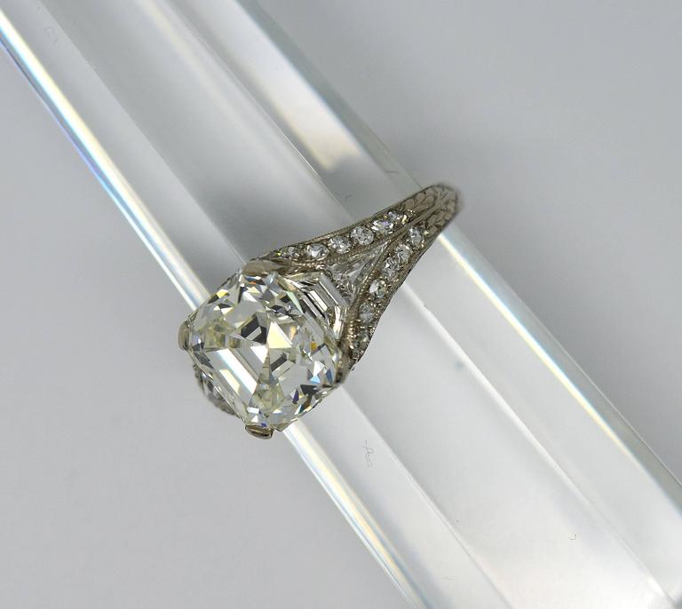 Bailey Banks and Biddle Fine Art Deco 2.70 Carat Diamond and Platinum ...