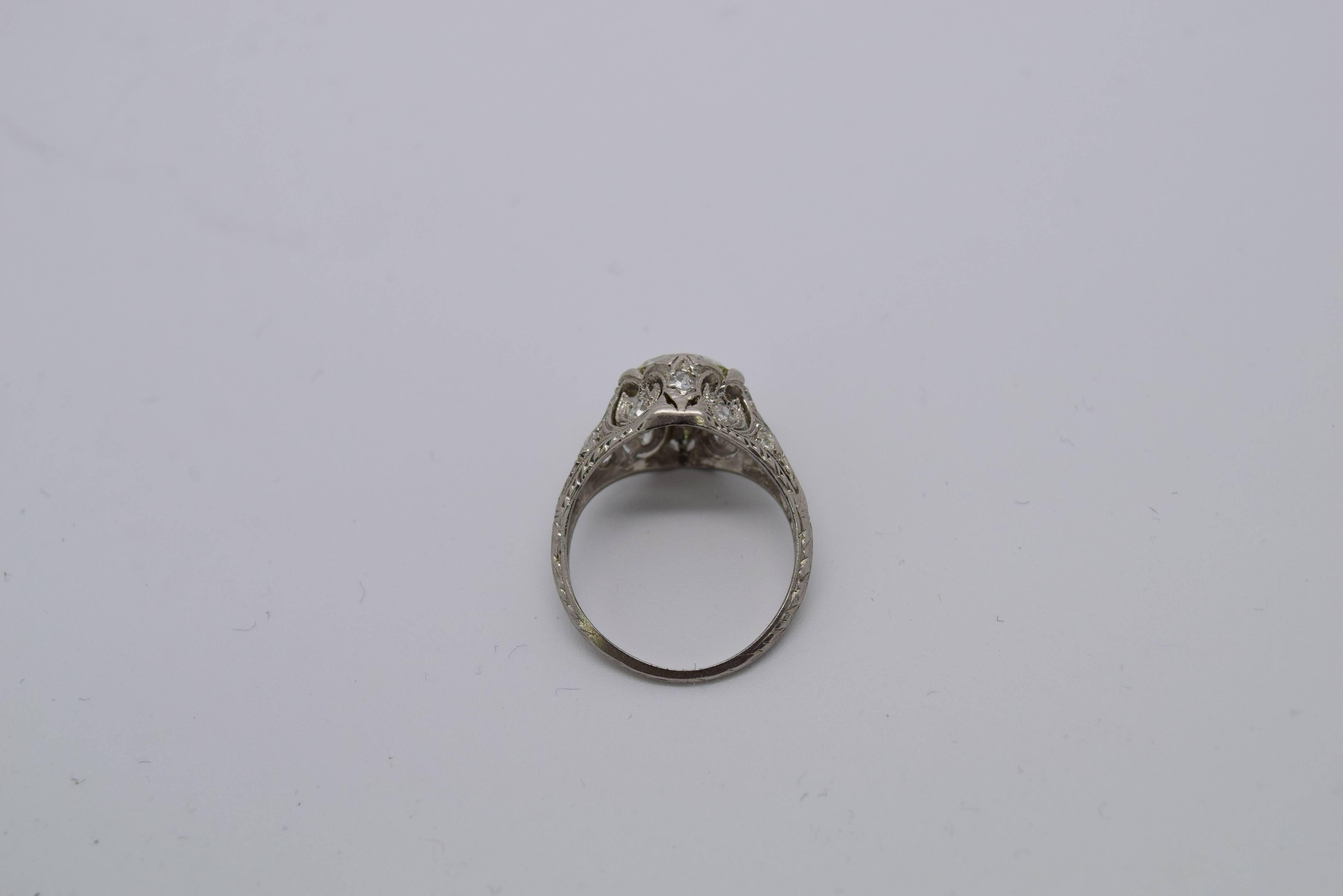 Women's 1920s Art Deco 1.80 Carat Diamond Engagement Ring in Platinum For Sale