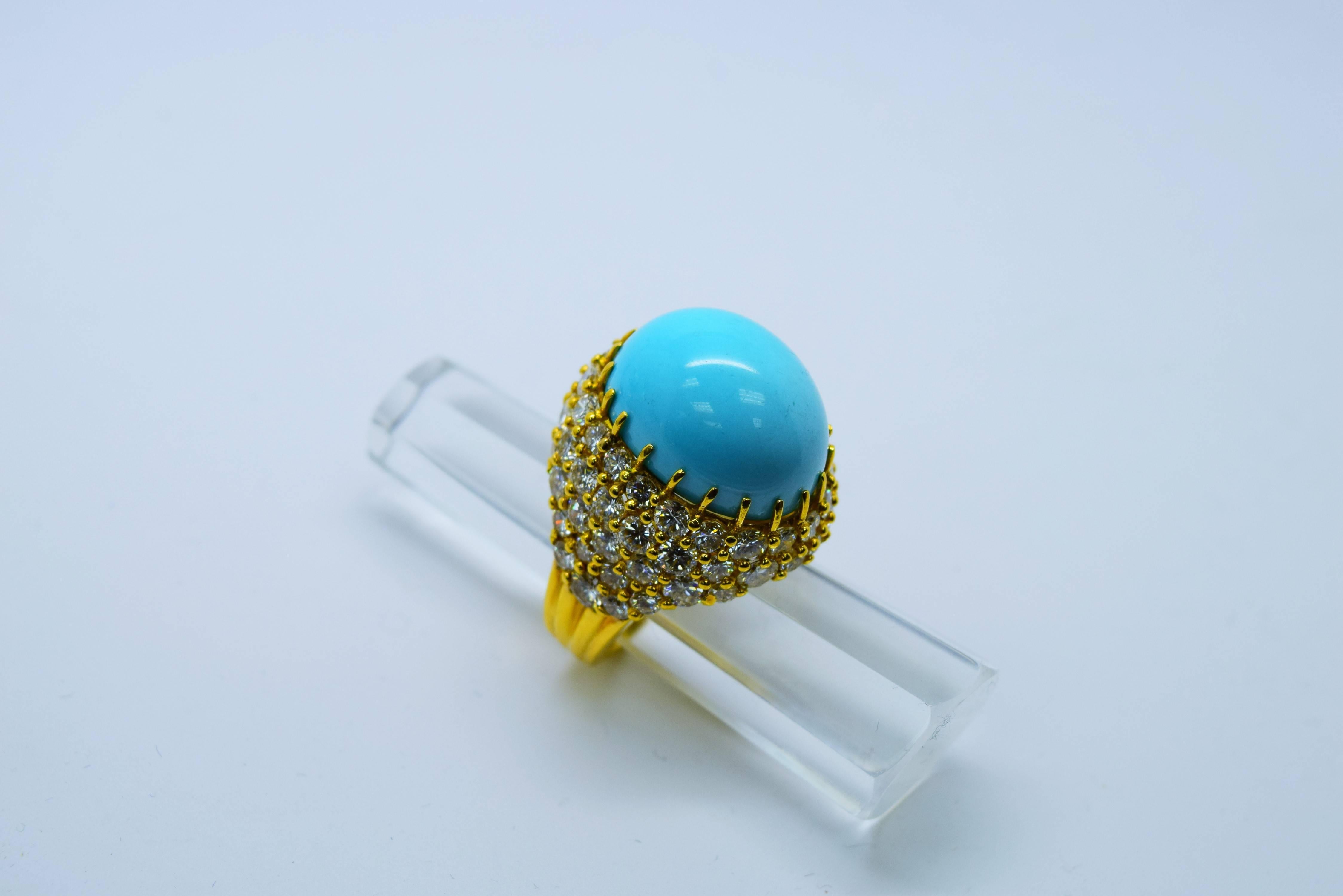 Women's Fine Yellow Gold Persian Turquoise and Diamond Cocktail Bombe Ring For Sale