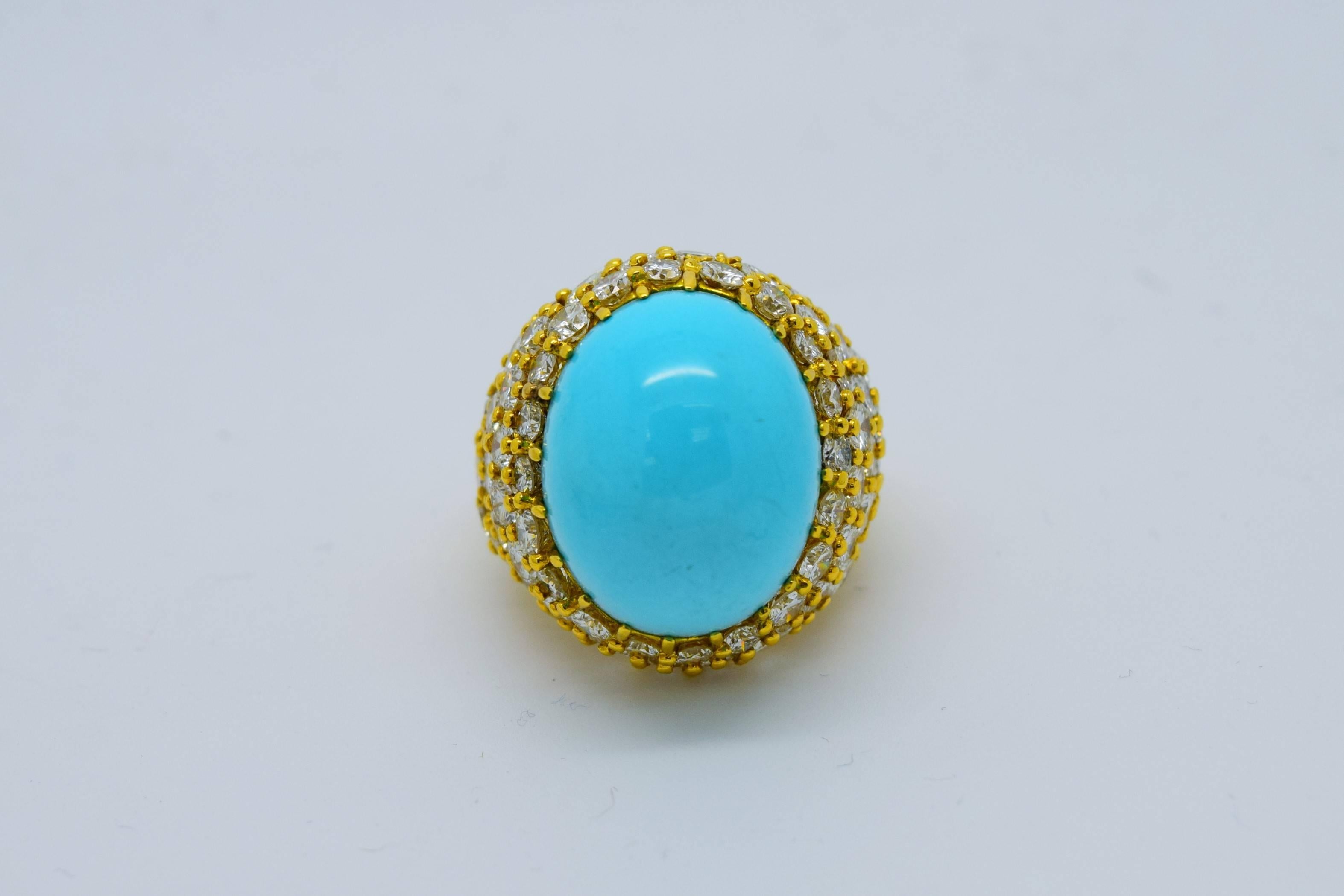 Fine Yellow Gold Persian Turquoise and Diamond Cocktail Bombe Ring For Sale 2